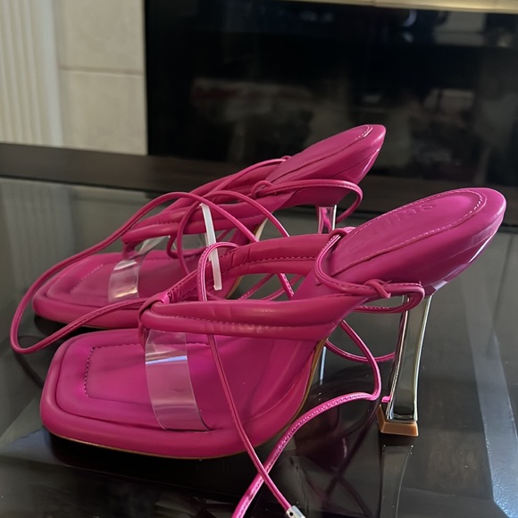 Schutz Meghan Ankle Tie Sandal - Picture 9 of 11